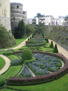 Chateau_angers_jardin_interieur_multiple